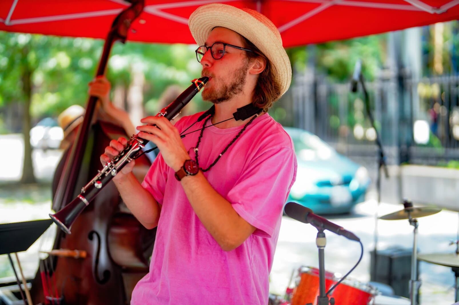 Alex Parke tocando clarinete em São Paulo